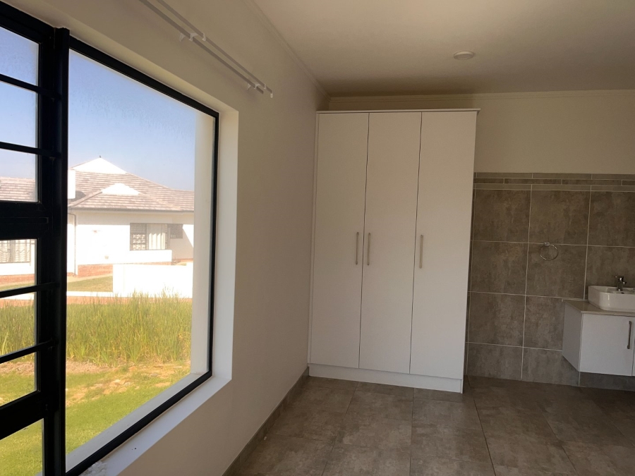 3 Bedroom Property for Sale in Jeffreys Bay Central Eastern Cape